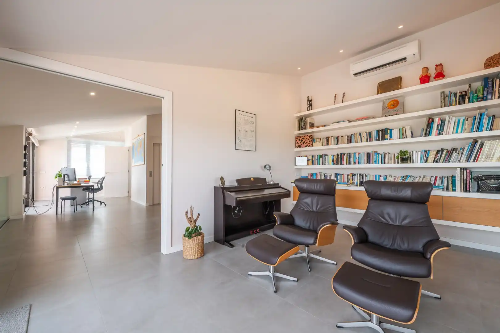 Living room of Houses for sale in Banyoles