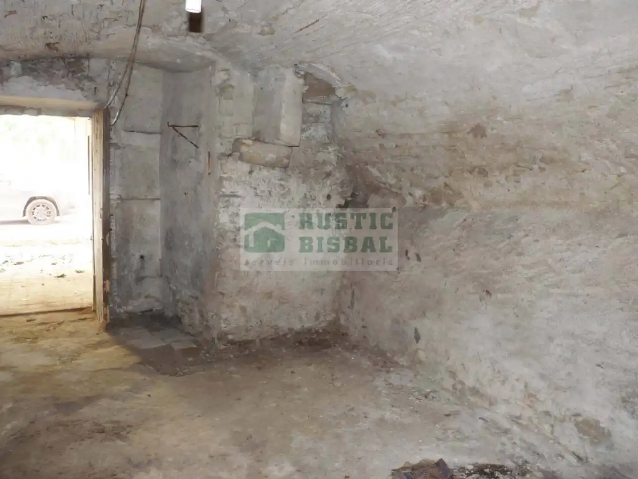 Local comercial en venta en La Bisbal d'Empordà, imagen 3