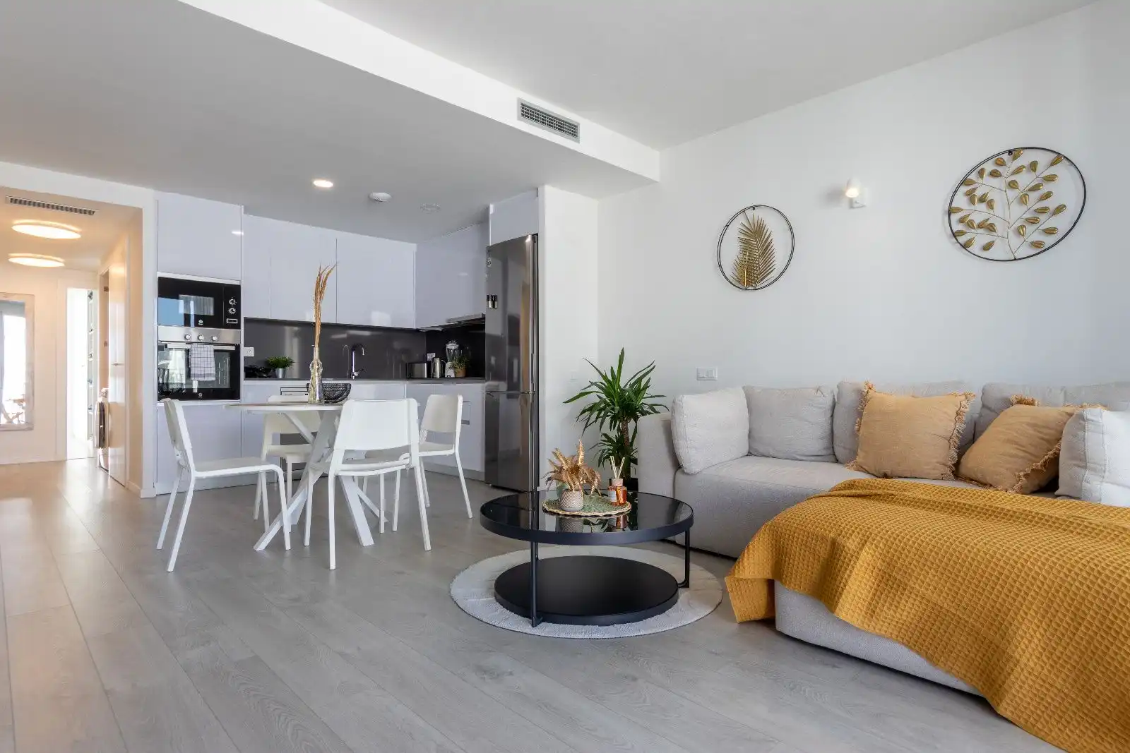 Wohnzimmer von Wohnung zum Verkauf in Salou mit Klimaanlage, Heizung und Terrasse