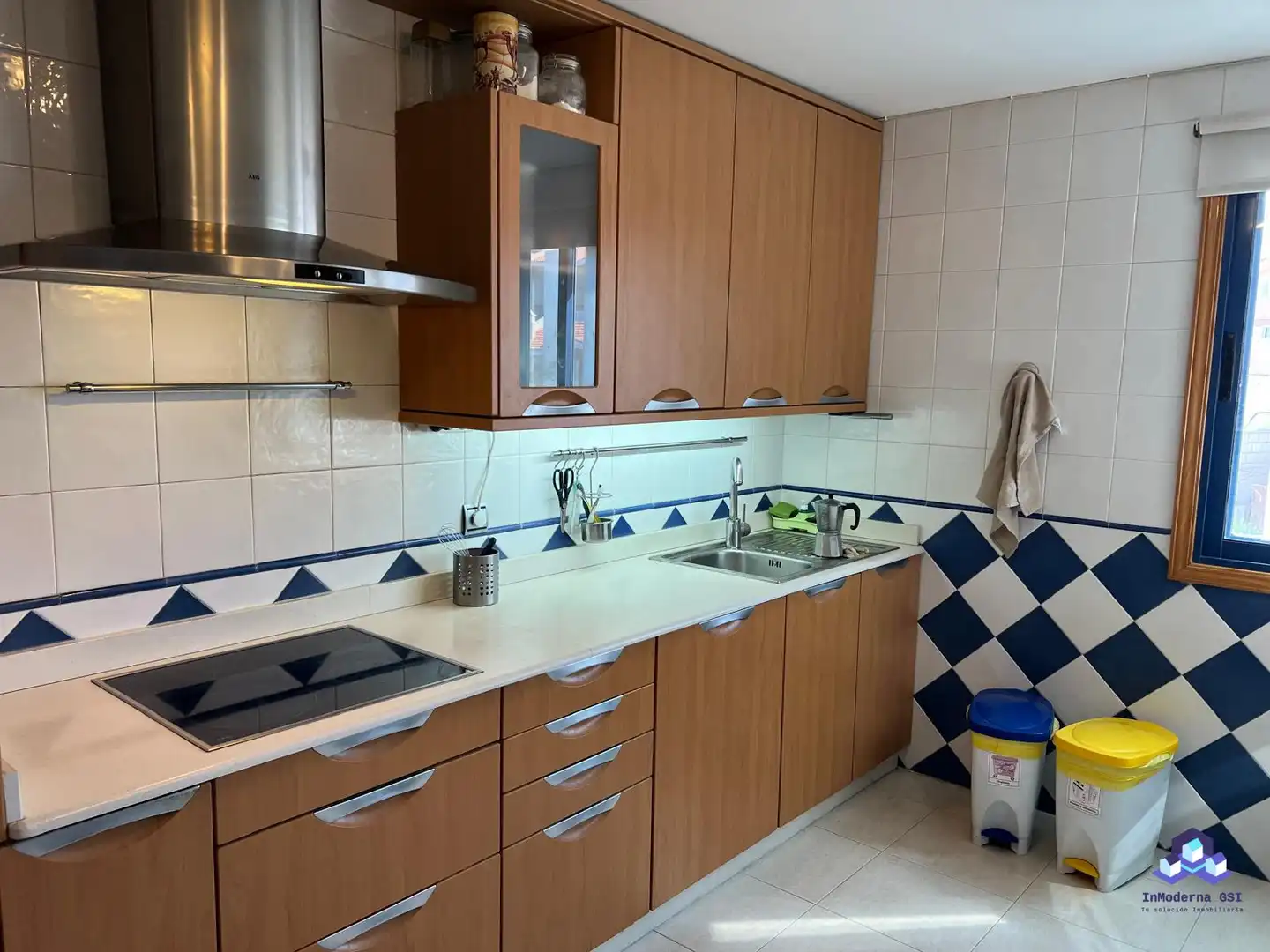 Dúplex en venda a Cataixa, Acorán