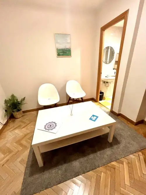 Bedroom of Flat for rent in Madrid  with Air Conditioner, Heating and Parquet flooring