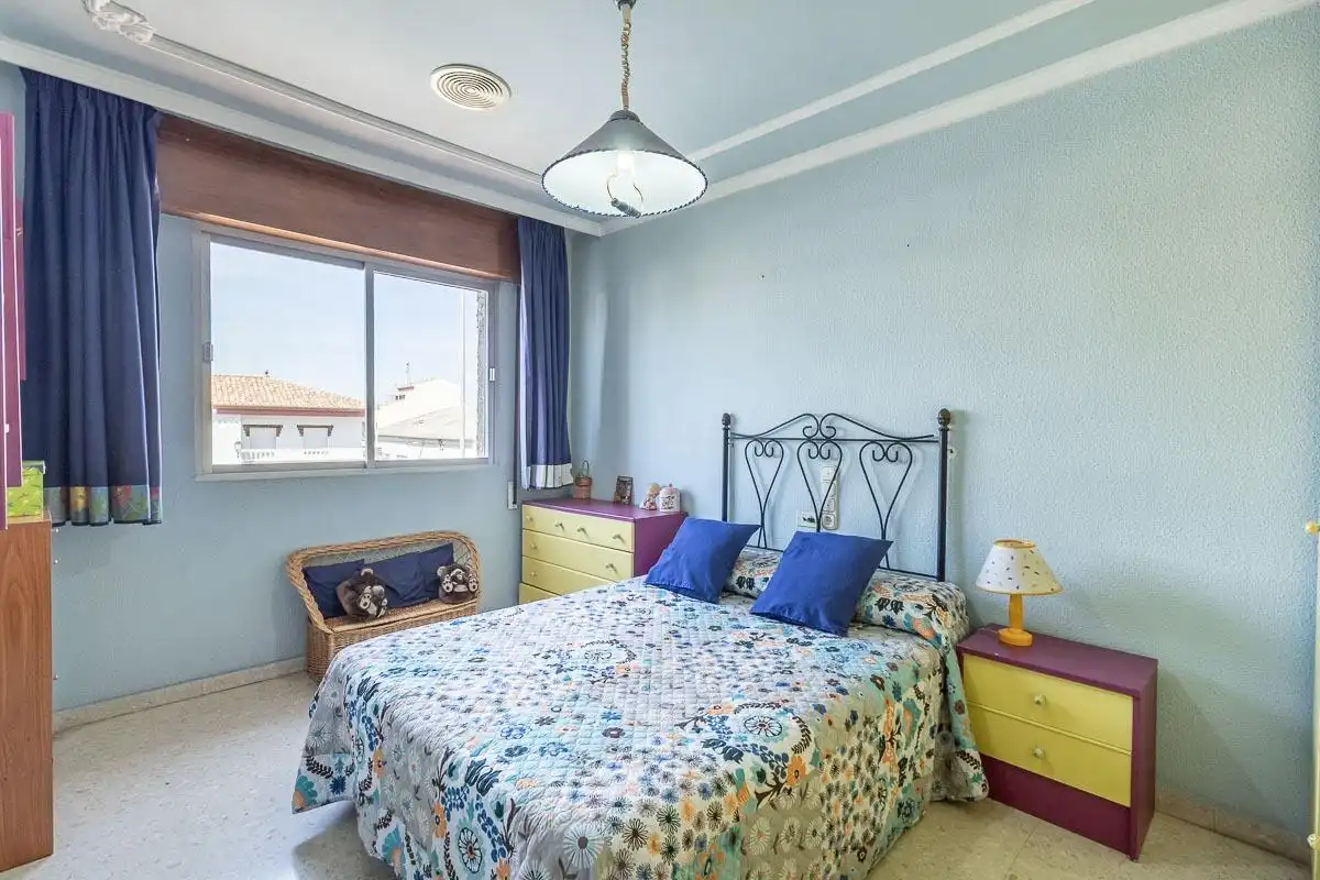 Casa adosada en venta en Calle LA REDONDA, 21, Pinos Puente