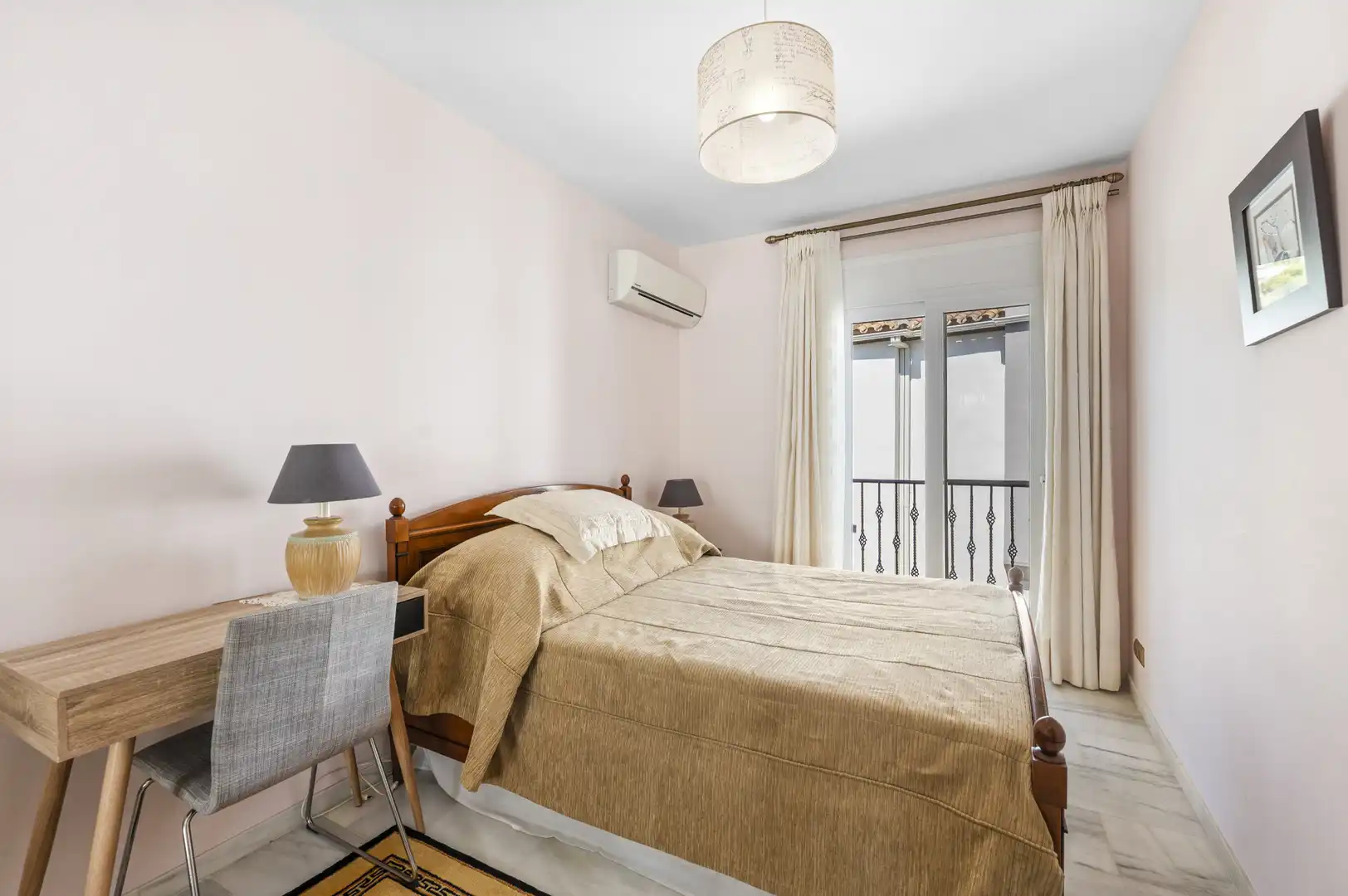 Habitación de Casa o chalet en venta en Mijas con Aire acondicionado, Jardín privado y Terraza