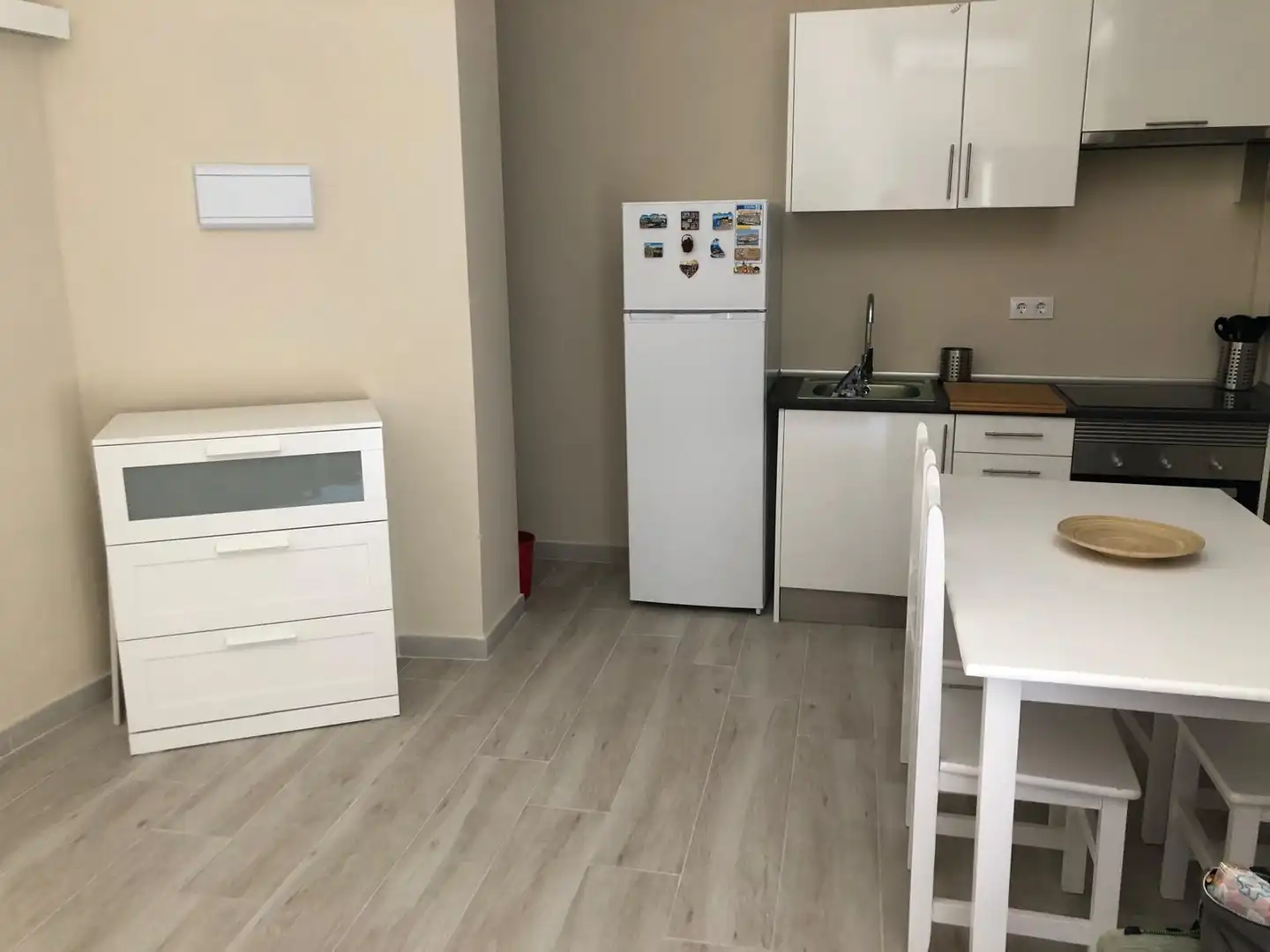 Küche von Wohnung zum Verkauf in  Sevilla Capital mit Klimaanlage, Möbliert und Ofen