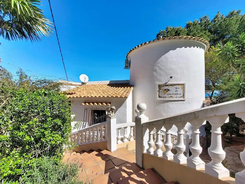 Vista exterior de Casa o chalet en venta en Dénia con Terraza y Piscina