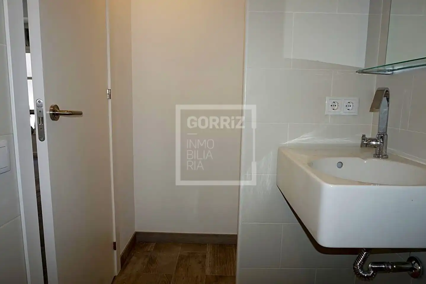Planta baja en venta en Cerdanyola Sud