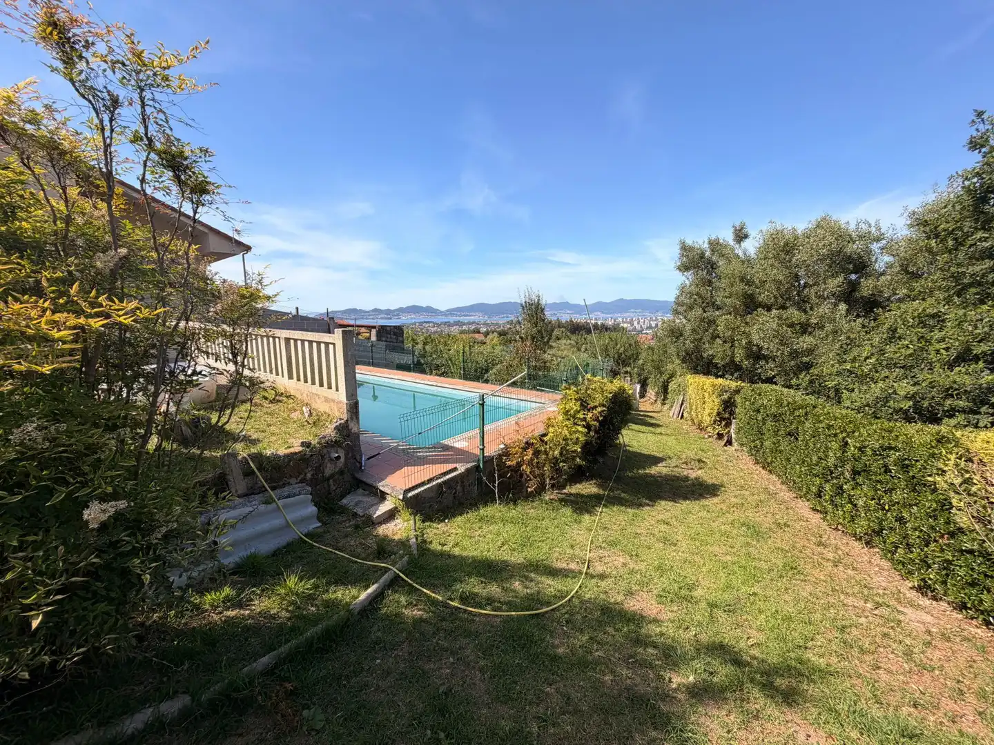 Garden of Houses for sale in Vigo 