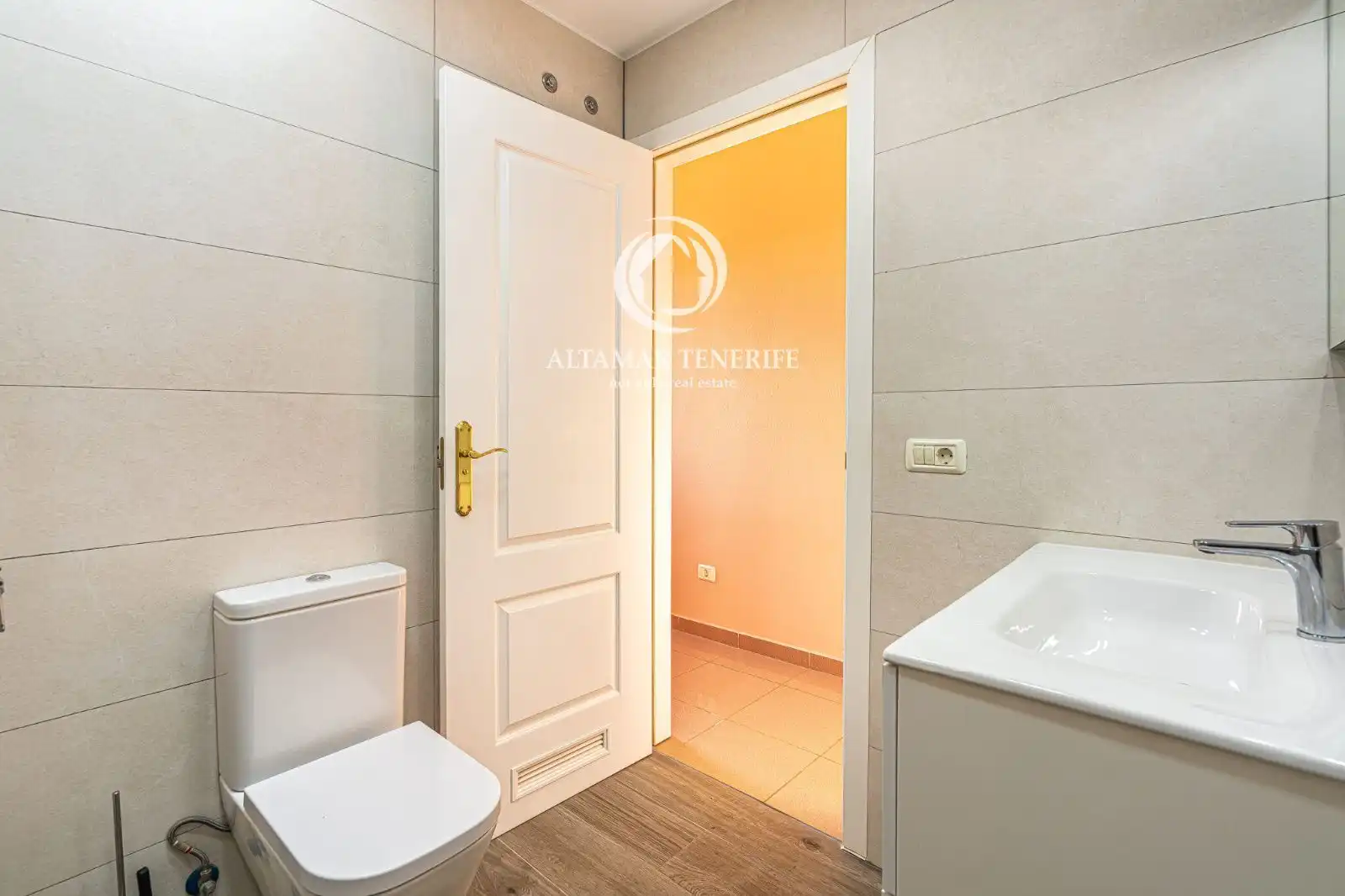 Apartments for sale in Agando, Playa del Duque