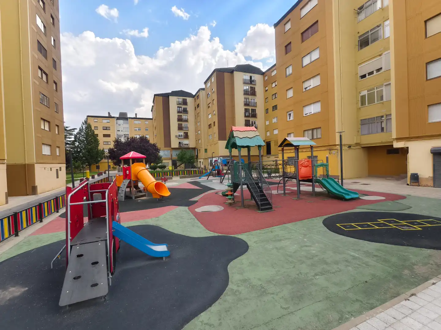 Parking of Flat for sale in Villamuriel de Cerrato  with Heating, Storage room and Furnished