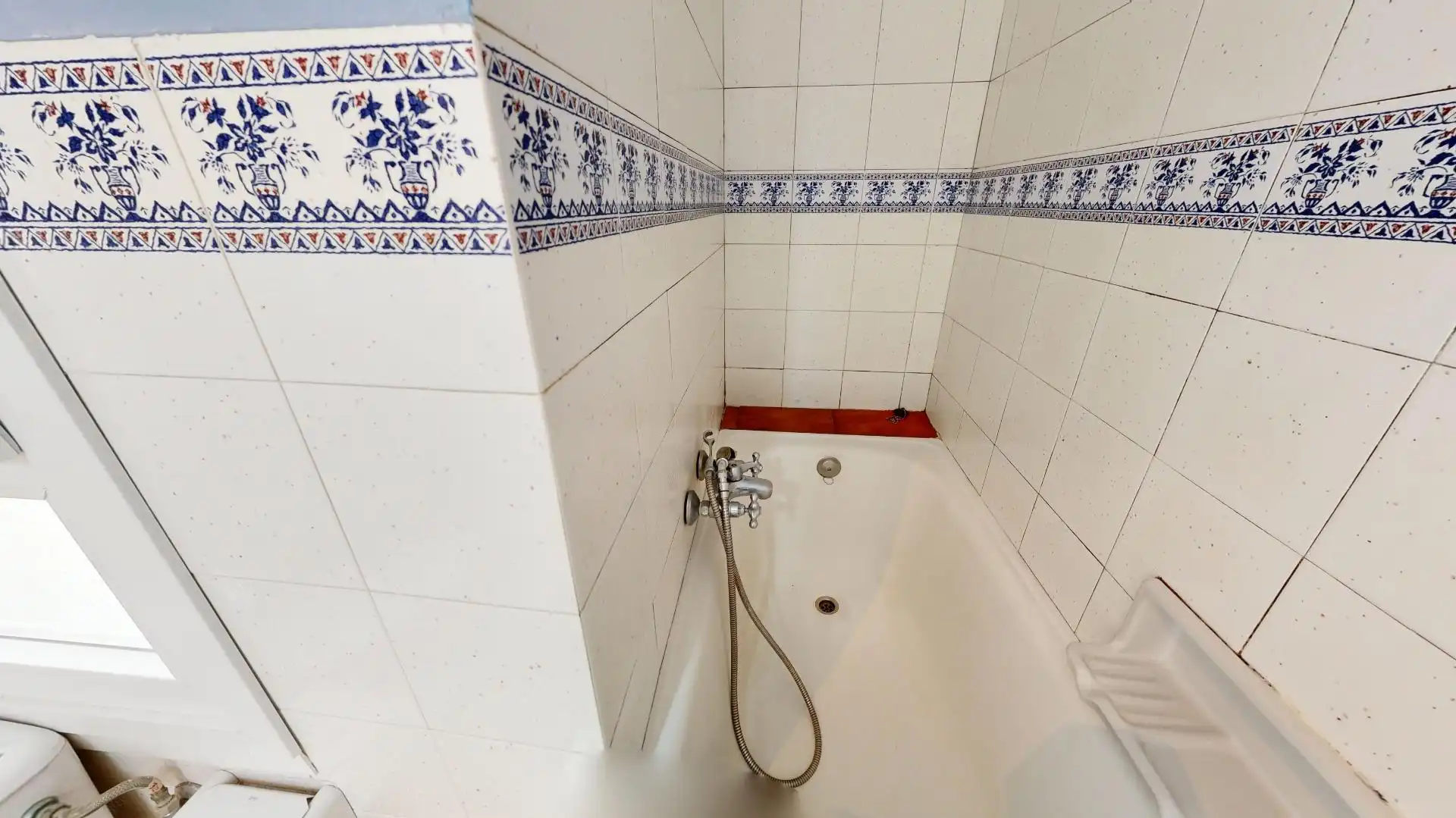 Baño de Ático en venta en Bilbao  con Calefacción, Terraza y Balcón