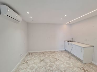 Local comercial de lloguer a jacint verdaguer 32