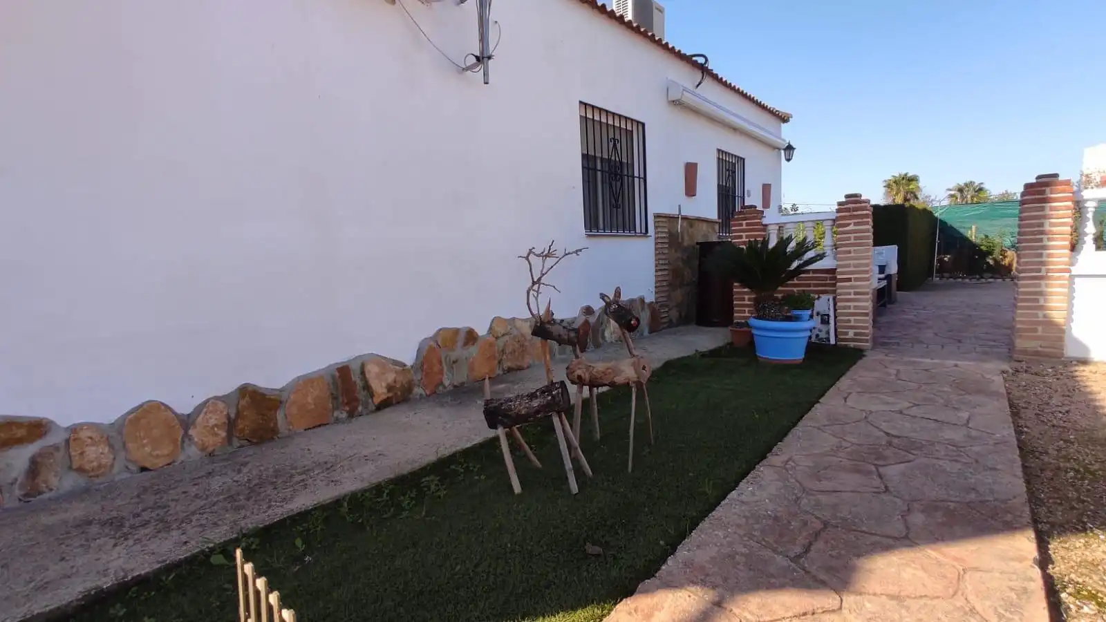 Jardí de Finca rústica en venda en El Carpio amb Traster, Piscina i Moblat