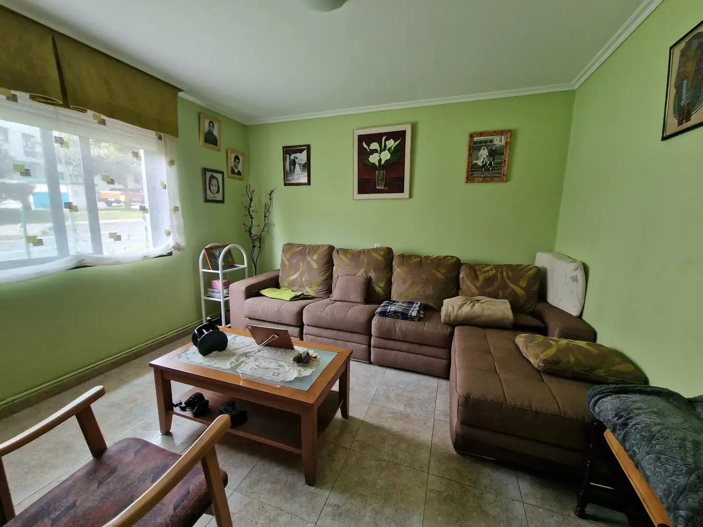 Sala d'estar de Casa o xalet en venda en Narón amb Calefacció, Jardí privat i Terrassa
