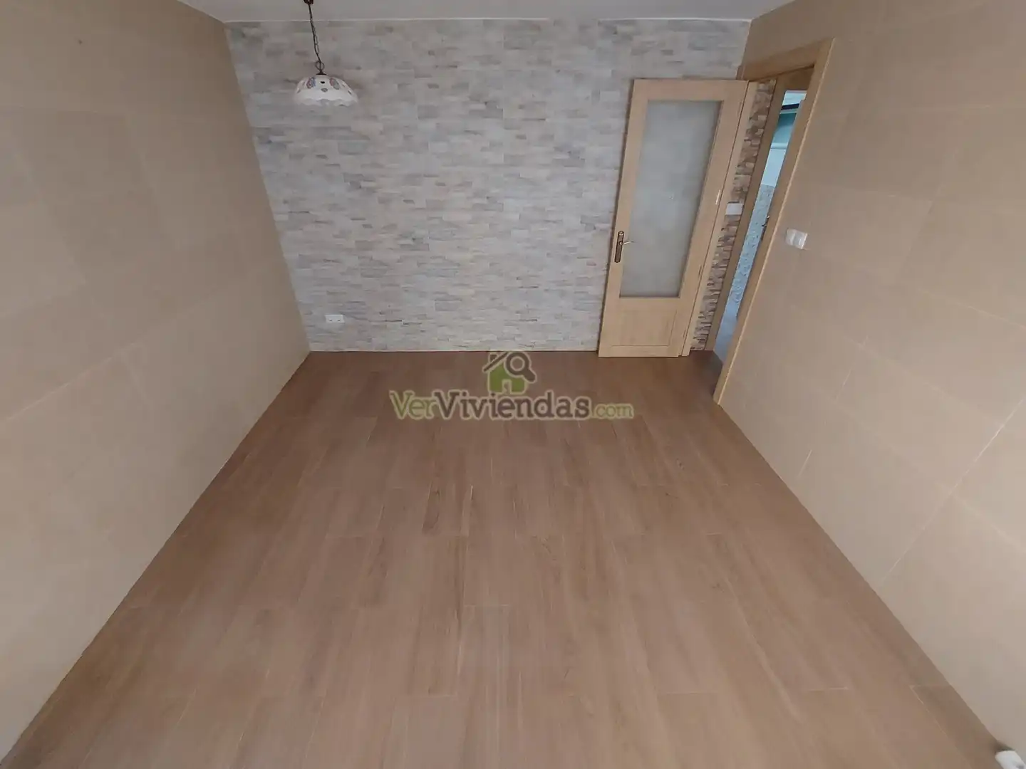 Habitación de Planta baja en venta en Castellar del Vallès con Terraza, Horno y Internet