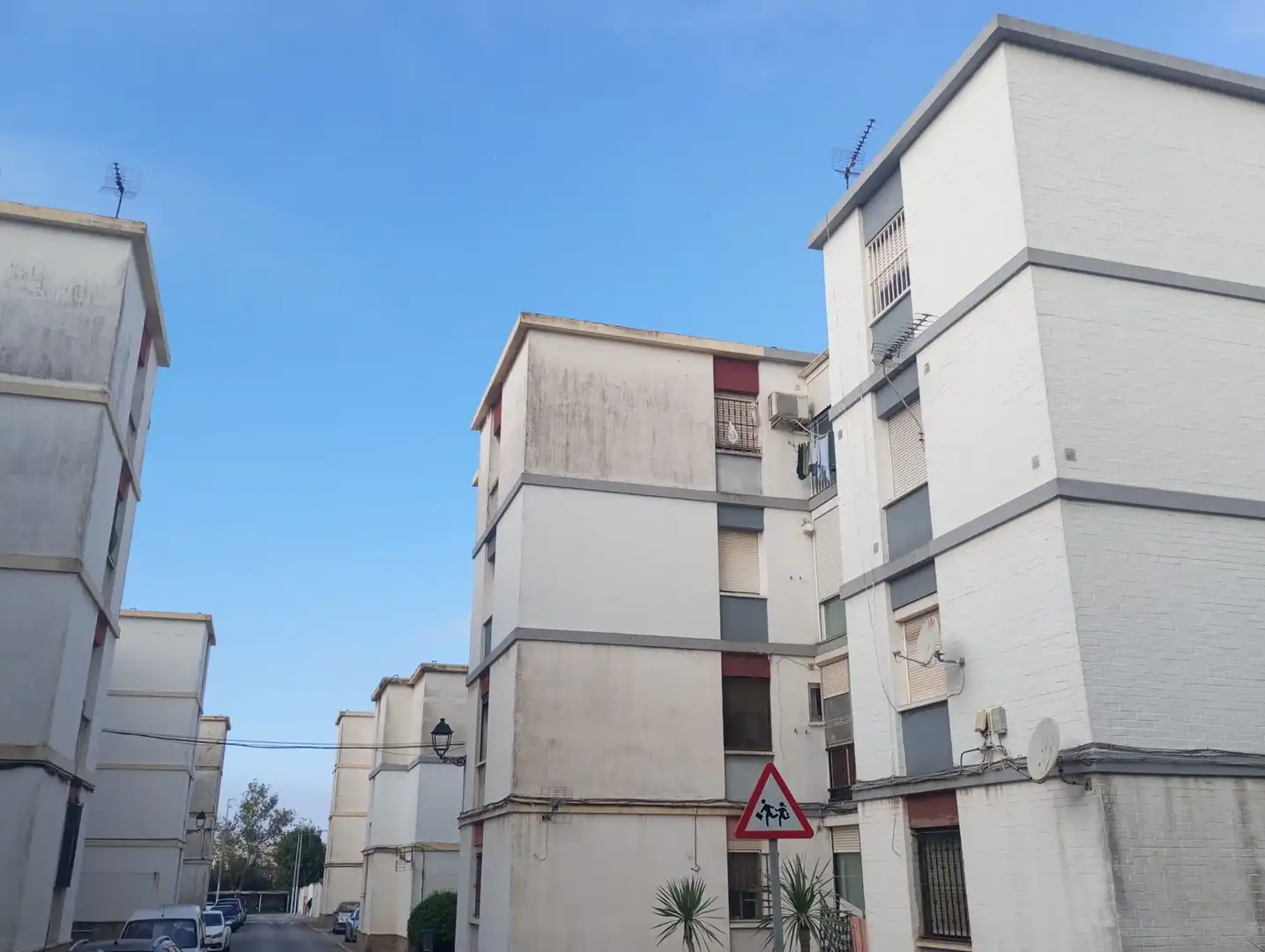 Vista exterior de Piso en venta en San Roque