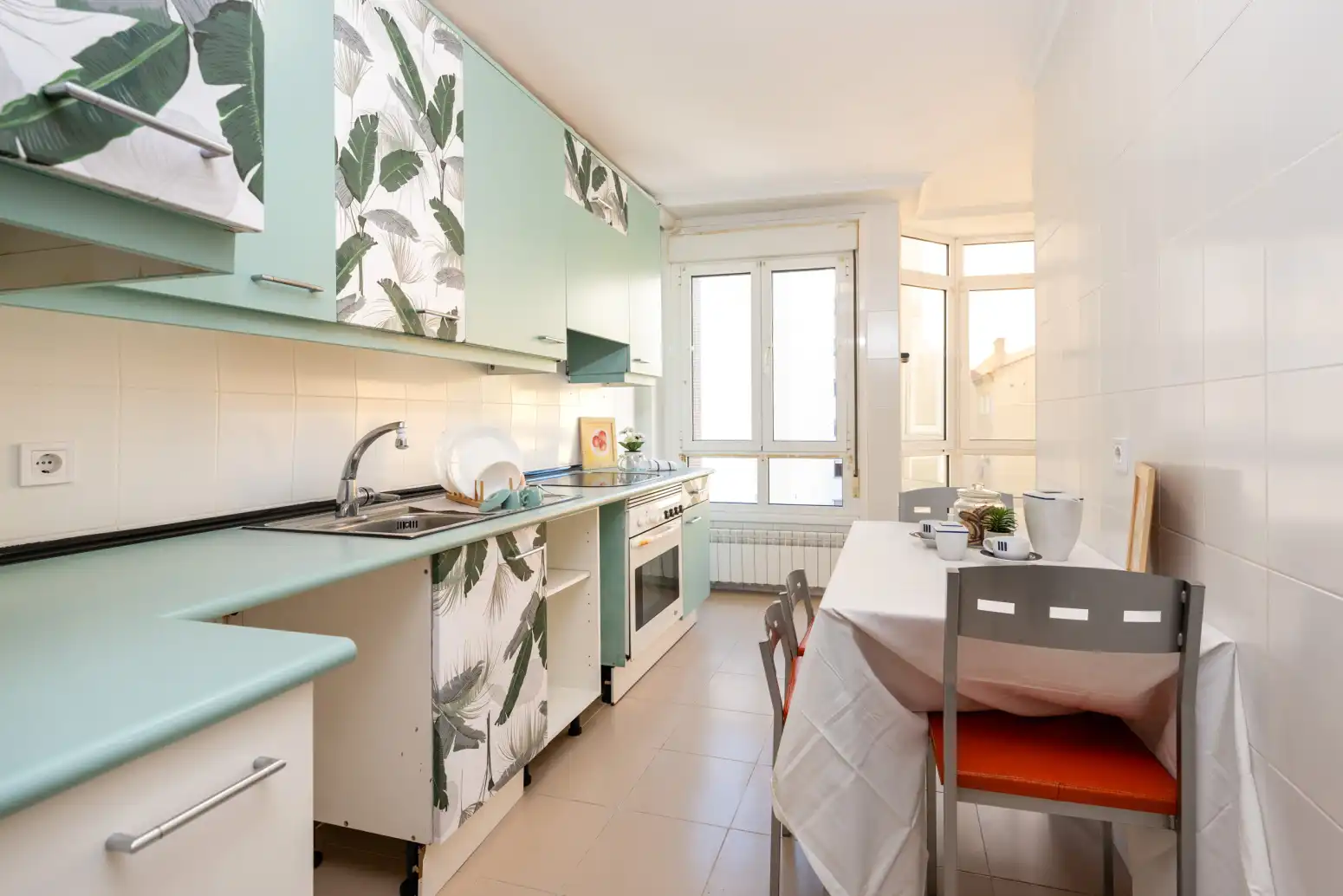 Cocina de Piso en venta en Oviedo  con Calefacción, Parquet y Trastero