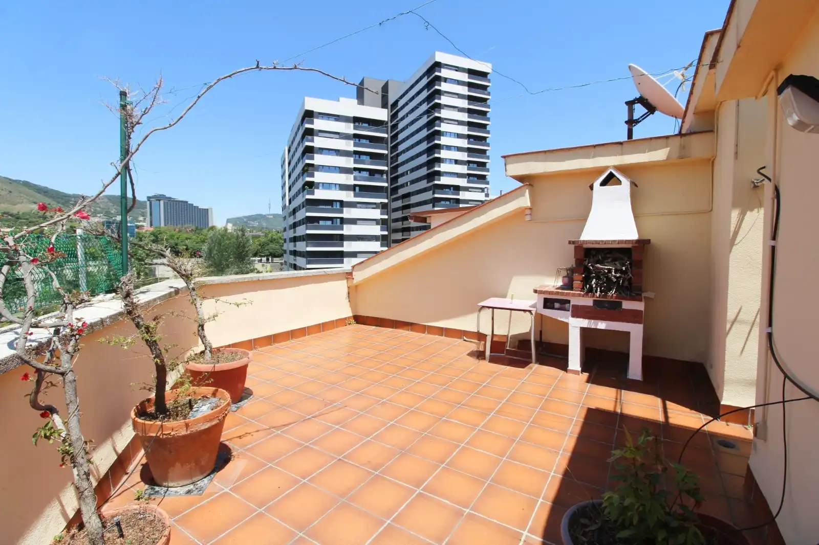 Terrace of Duplexes for sale in L'Hospitalet de Llobregat  with Air Conditioner, Heating and Terrace
