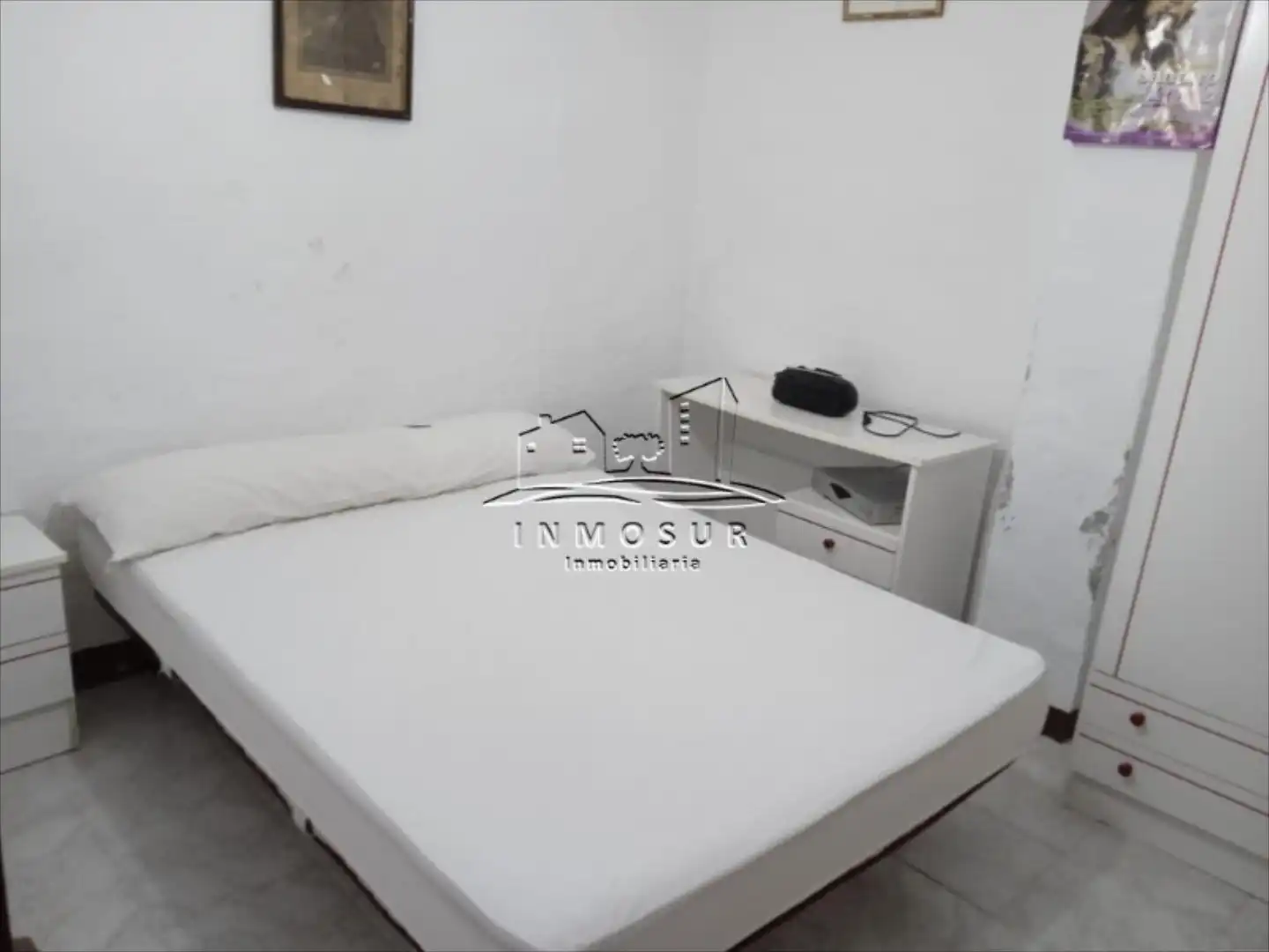 Dormitori de Casa o xalet en venda en Lucena amb Piscina