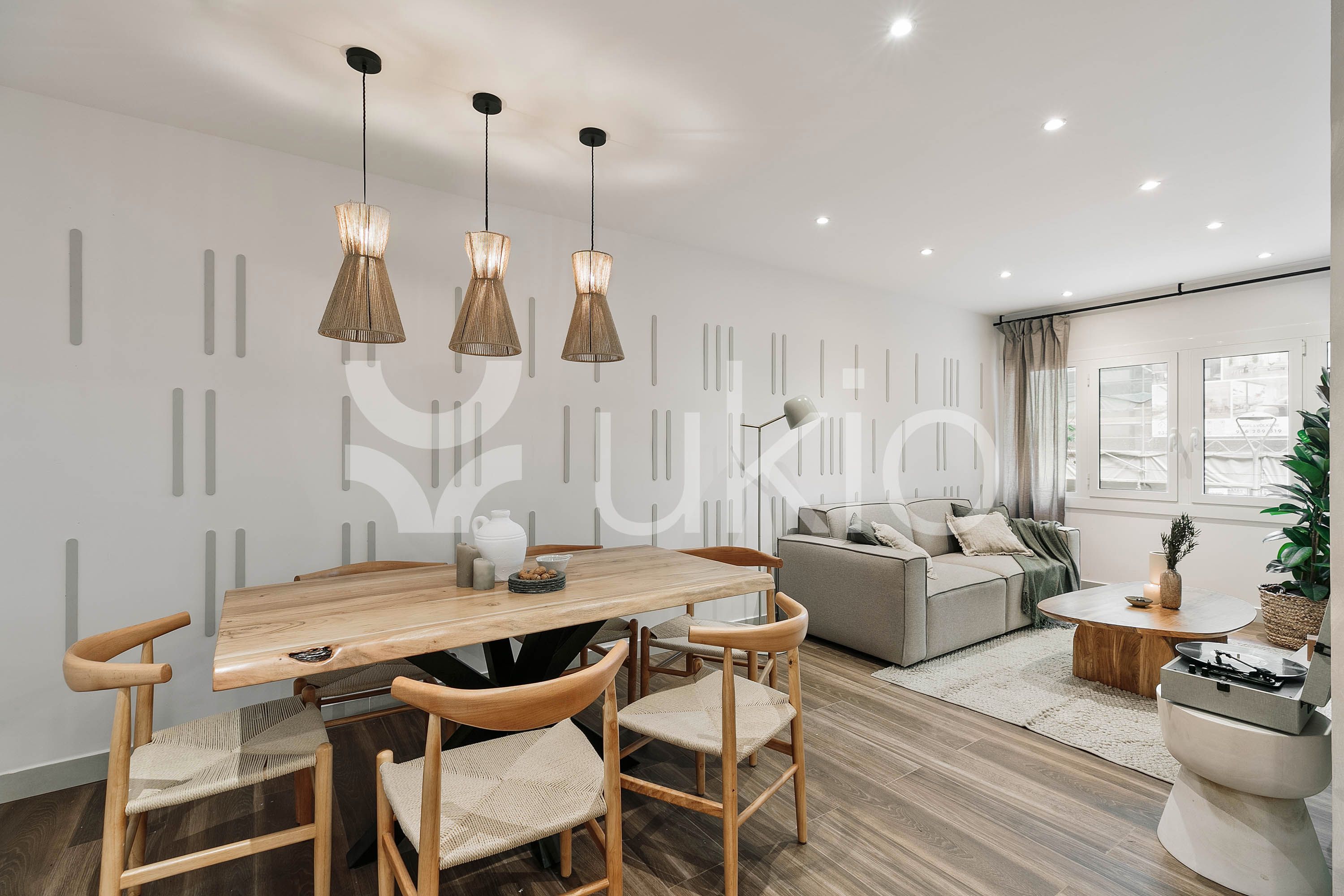 Sala d'estar de Apartament de lloguer en  Barcelona Capital amb Aire condicionat, Moblat i Forn