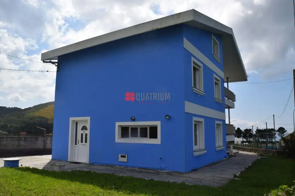 Exterior view of Houses for sale in Carnota  with Storage room and Balcony