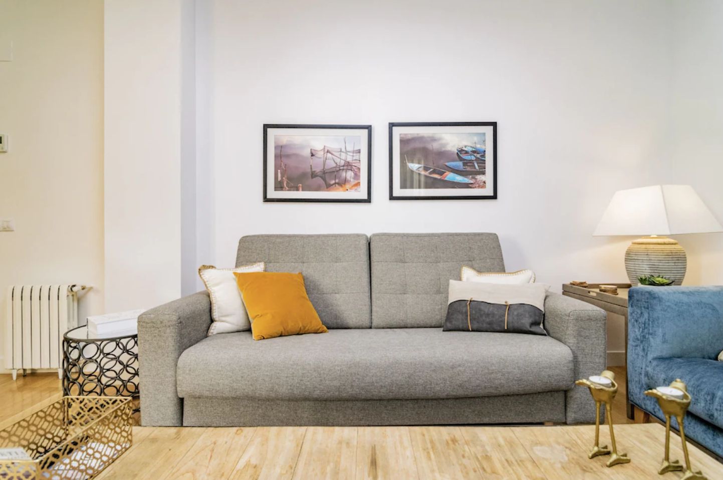 Sala d'estar de Pis de lloguer en San Sebastián de los Reyes amb Aire condicionat, Moblat i TV