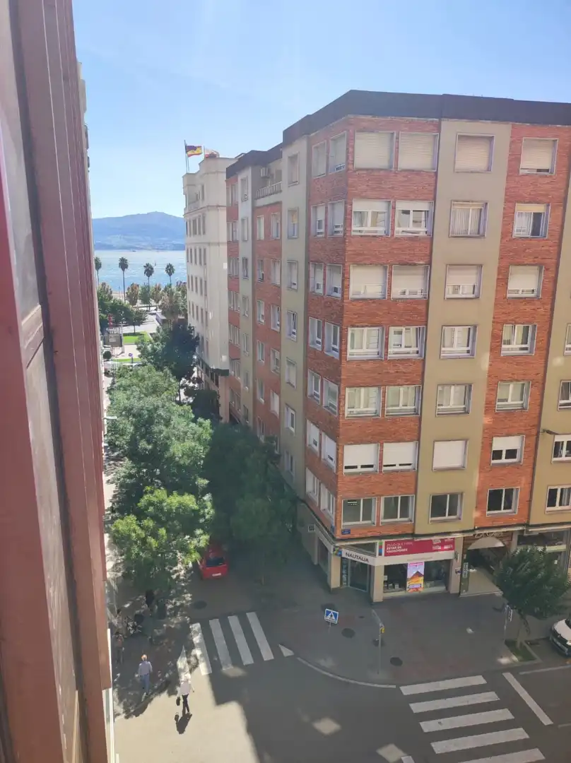 Vista exterior de Piso de alquiler en Santander con Calefacción y Amueblado