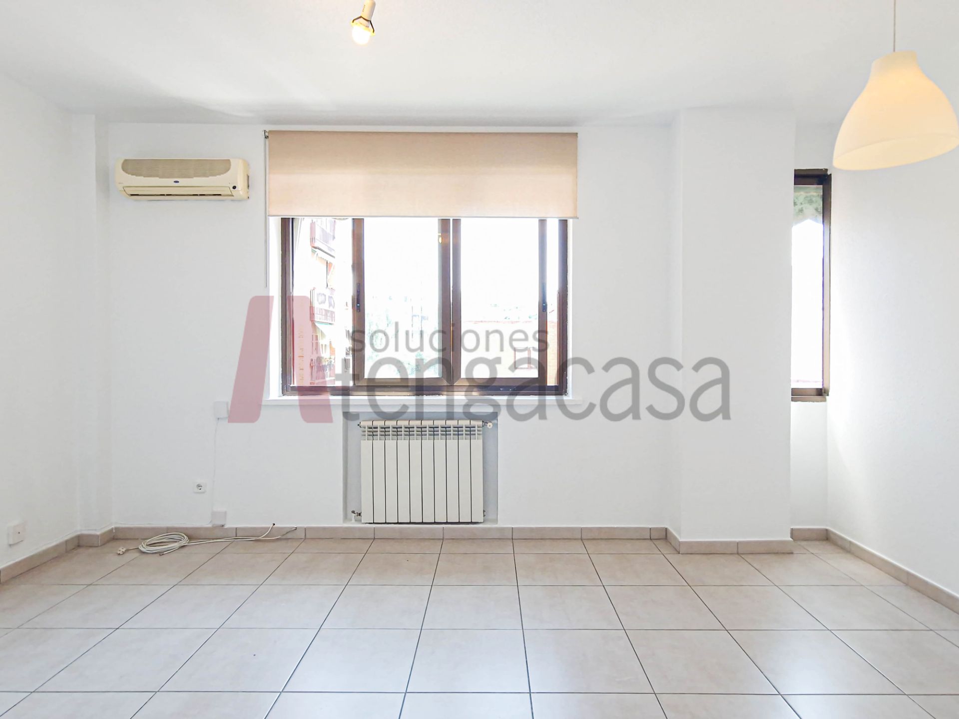 Bedroom of Flat to rent in  Madrid Capital  with Heating, Oven and Washing machine