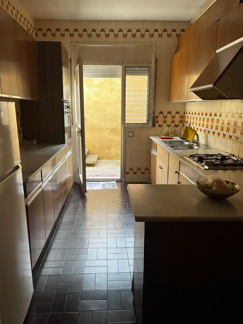 Cuina de Casa o xalet en venda en Vilassar de Mar amb Calefacció, Jardí privat i Terrassa
