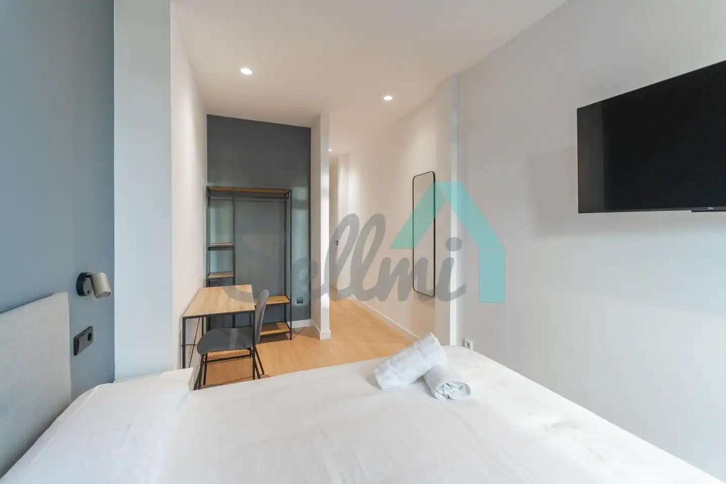 Schlafzimmer von Wohnung zur untervermieten in Oviedo  mit Klimaanlage, Heizung und Privatgarten