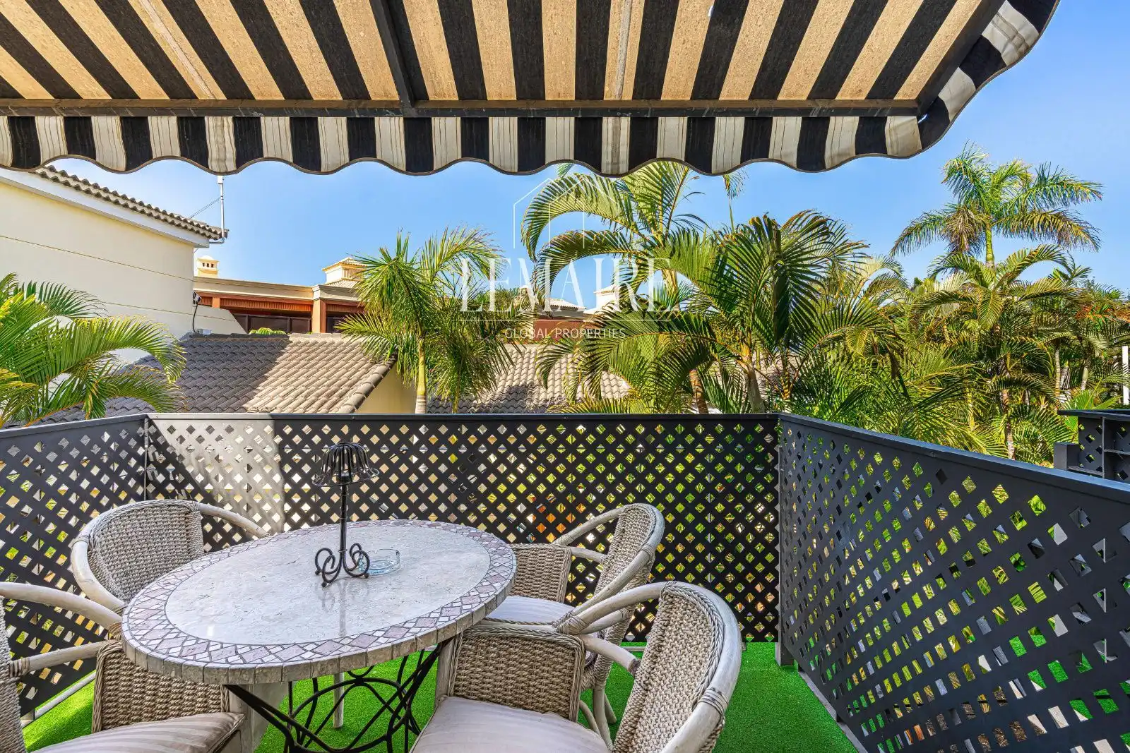Maisonette mit Pool zum Verkauf in Meandro