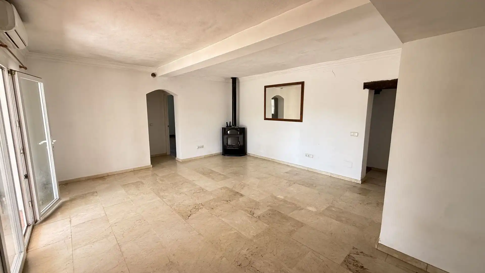 Country homes for sale in Alhaurín El Grande  with Air Conditioner and Swimming Pool