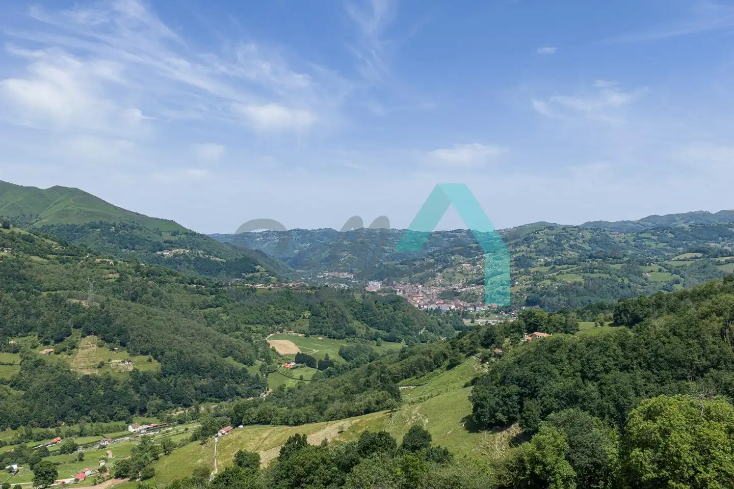Casa o chalet en venta en Laviana con Jardín privado, Parquet y Terraza