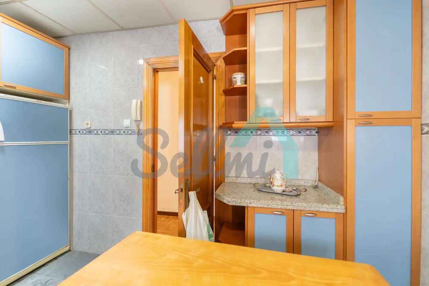 Küche von Wohnung zum Verkauf in Oviedo  mit Heizung, Parkett und Terrasse