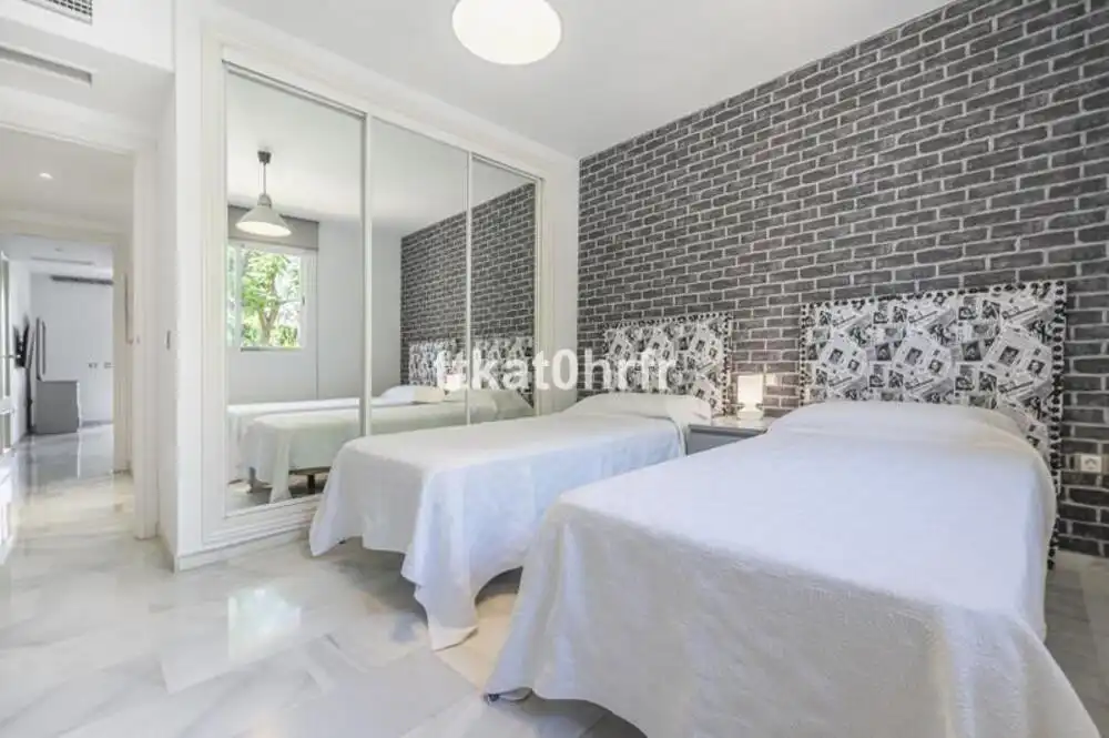 Bedroom of Apartments for rent in Marbella  with Air Conditioner, Terrace and Swimming Pool