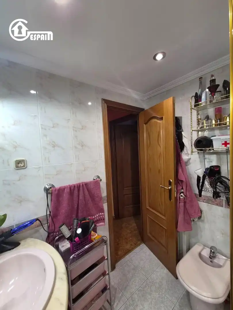 Baño de Piso en venta en Móstoles con Aire acondicionado, Calefacción y Terraza