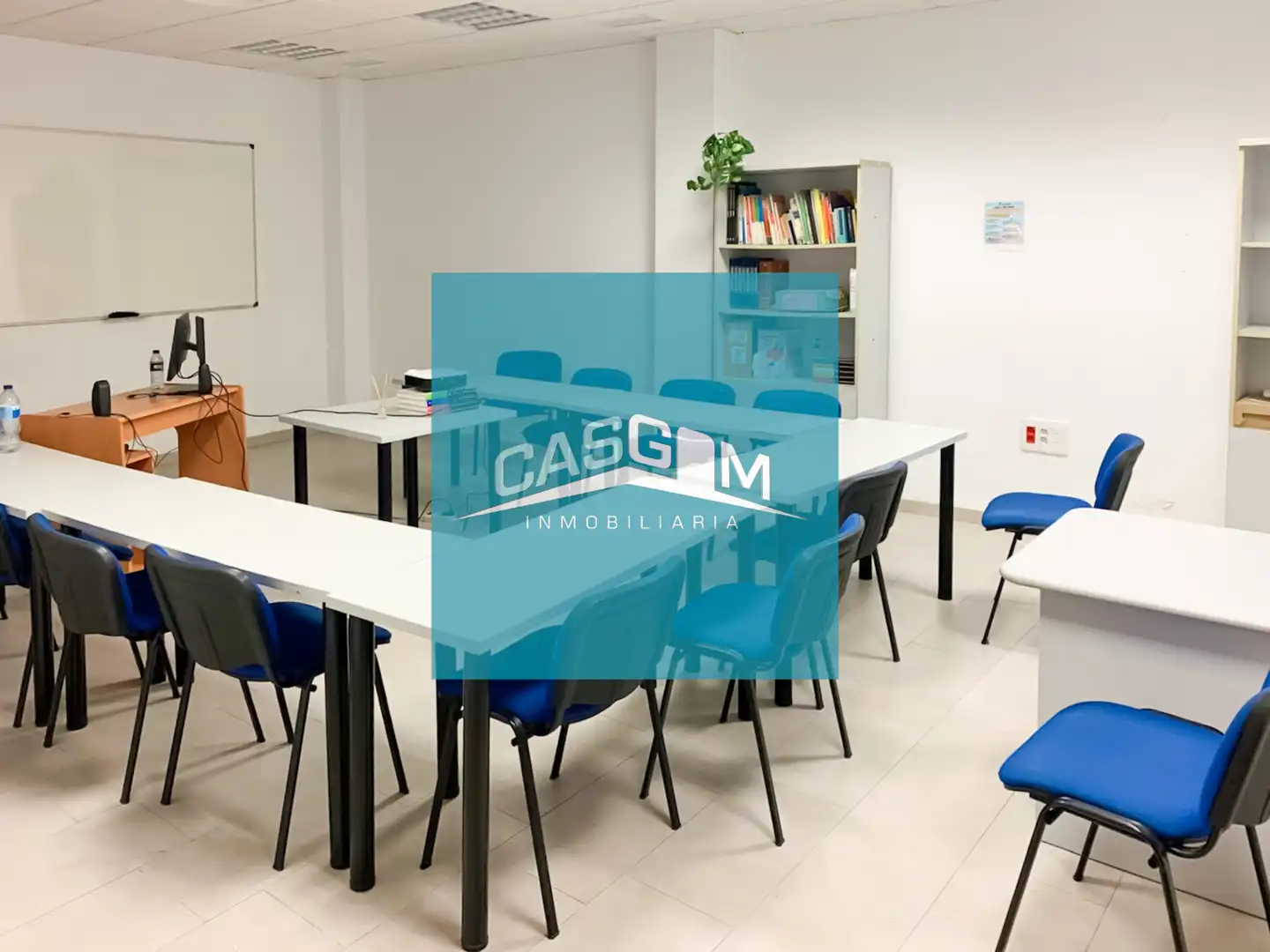 Local comercial en venta en Isla Chica, imagen 3