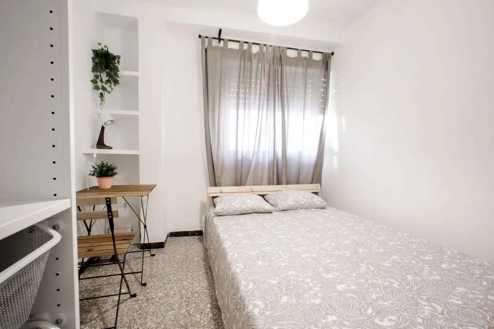 Habitació a Calle VIRIATO, Casco Antiguo