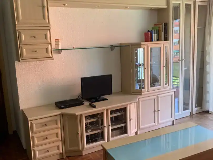 Sala d'estar de Pis en venda en  Madrid Capital