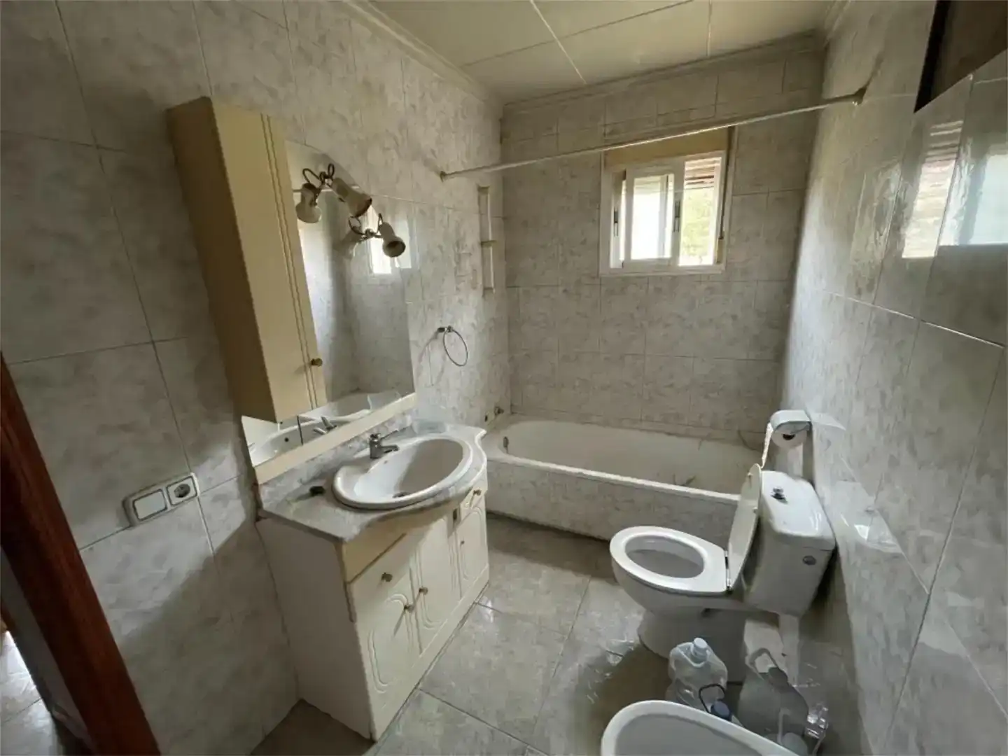 Bany de Casa o xalet en venda en Caspe
