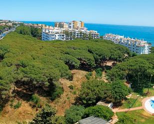 Vista exterior de Estudi de lloguer en Mijas amb Aire condicionat, Calefacció i Jardí privat