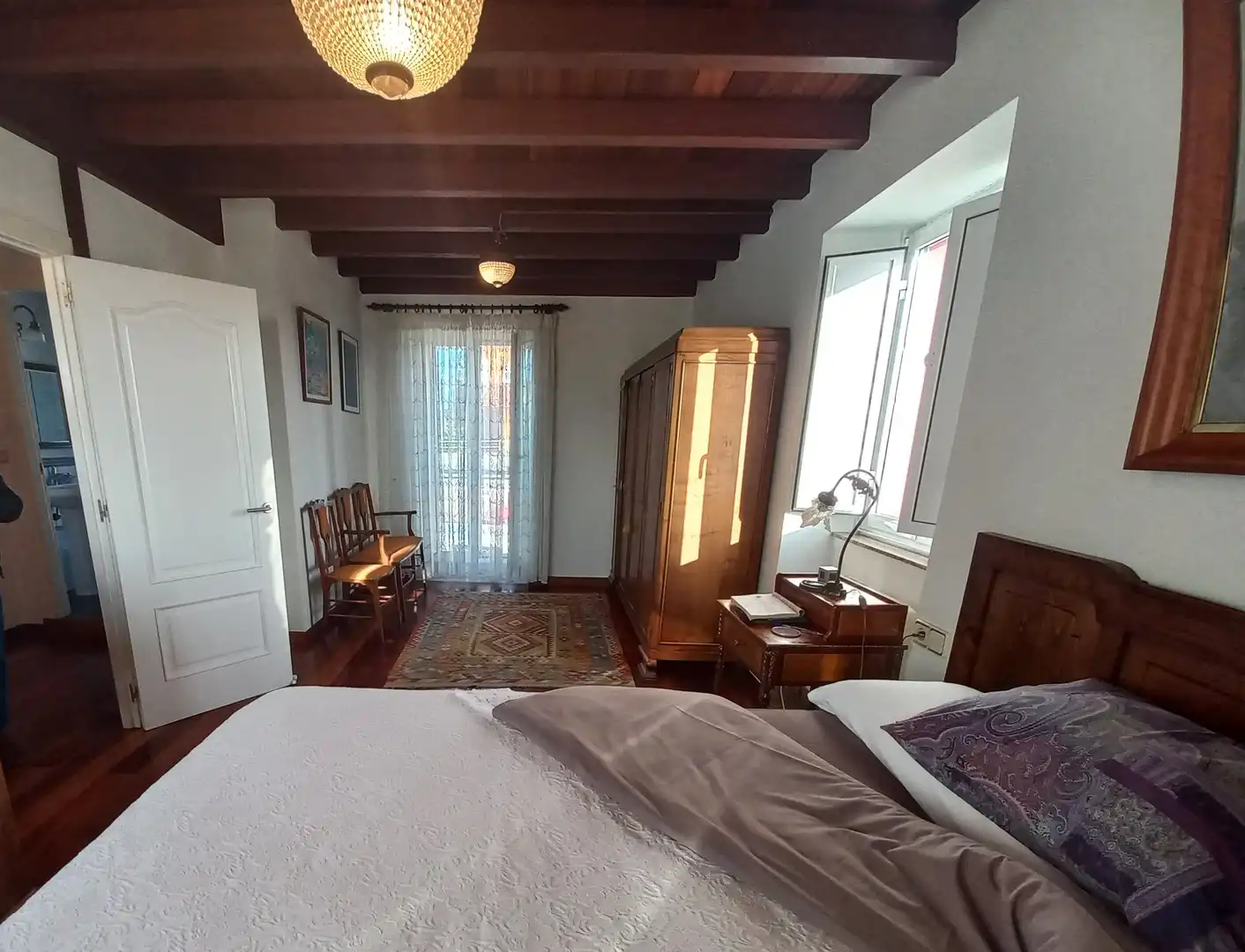 Dormitori de Casa o xalet en venda en Oleiros amb Parquet, Terrassa i Traster