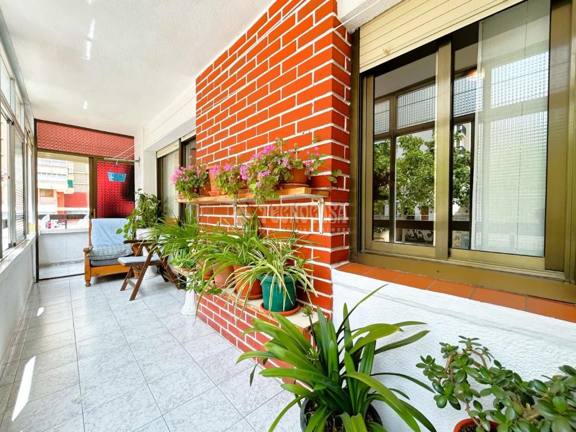 Terrace of Flat for sale in L'Hospitalet de Llobregat  with Heating, Terrace and Balcony