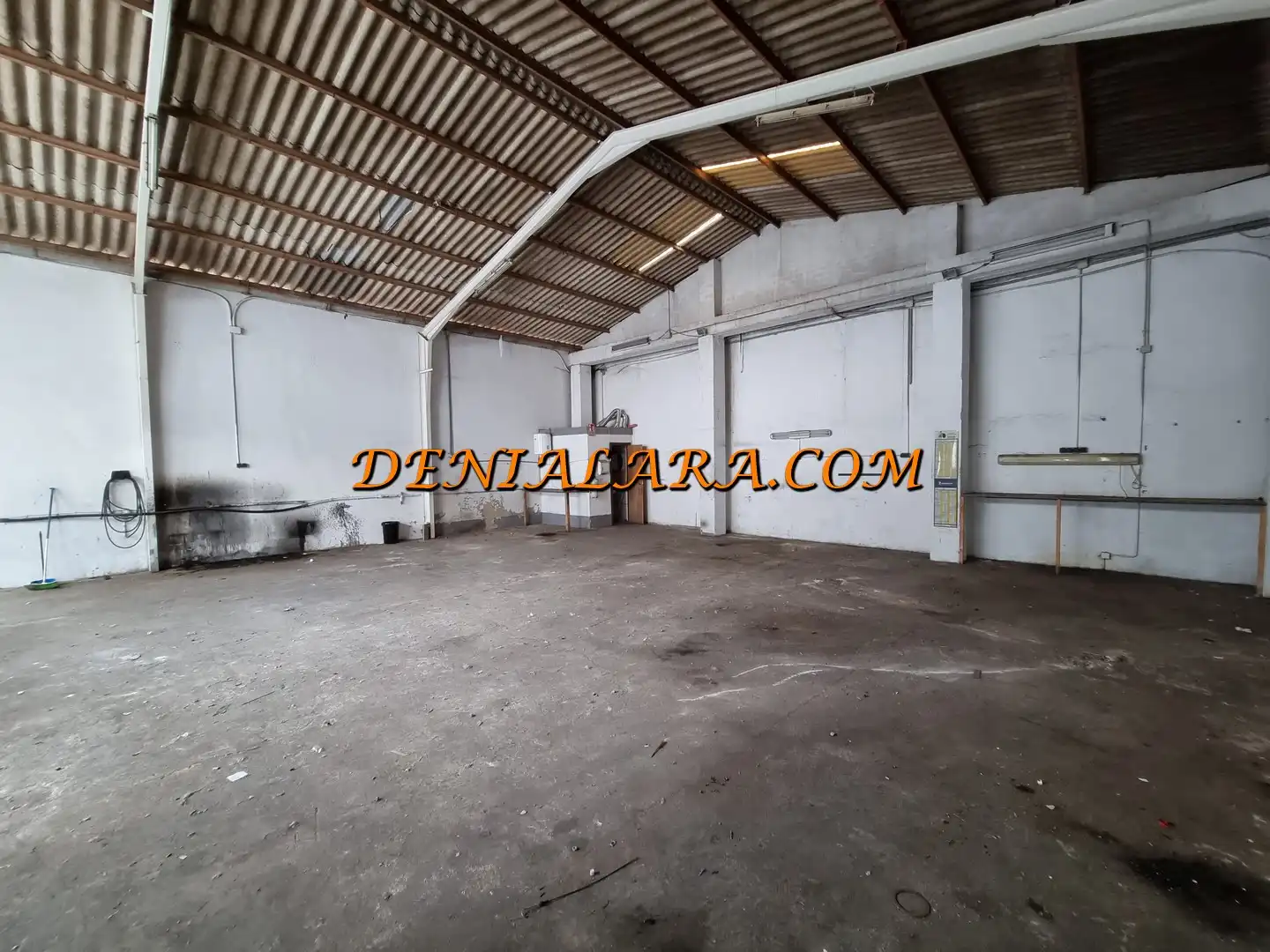 Nave industrial en venta en Ondara