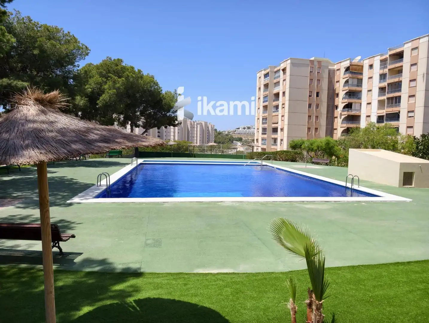 Schwimmbecken von Wohnung zum Verkauf in Villajoyosa / La Vila Joiosa mit Terrasse, Schwimmbad und Gemeinschaftspool