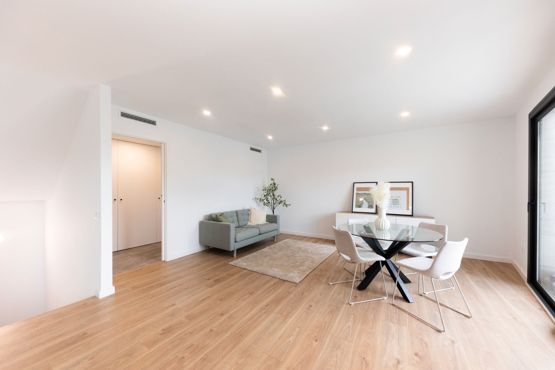 Living room of Single-family semi-detached for sale in Viladecans  with Air Conditioner, Heating and Parquet flooring