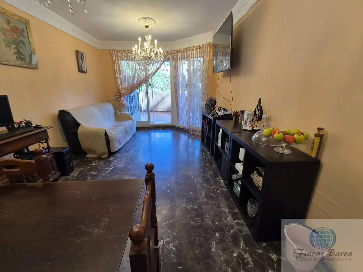 Sala de estar de Piso en venta en Fuengirola con Aire acondicionado, Terraza y Piscina comunitaria