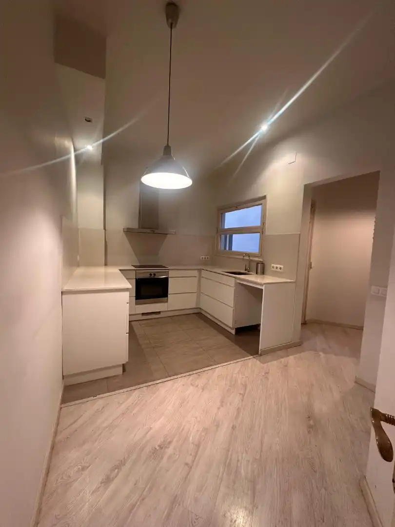 Flat for rent in Passeig de Sant Joan Bosco, Sarrià