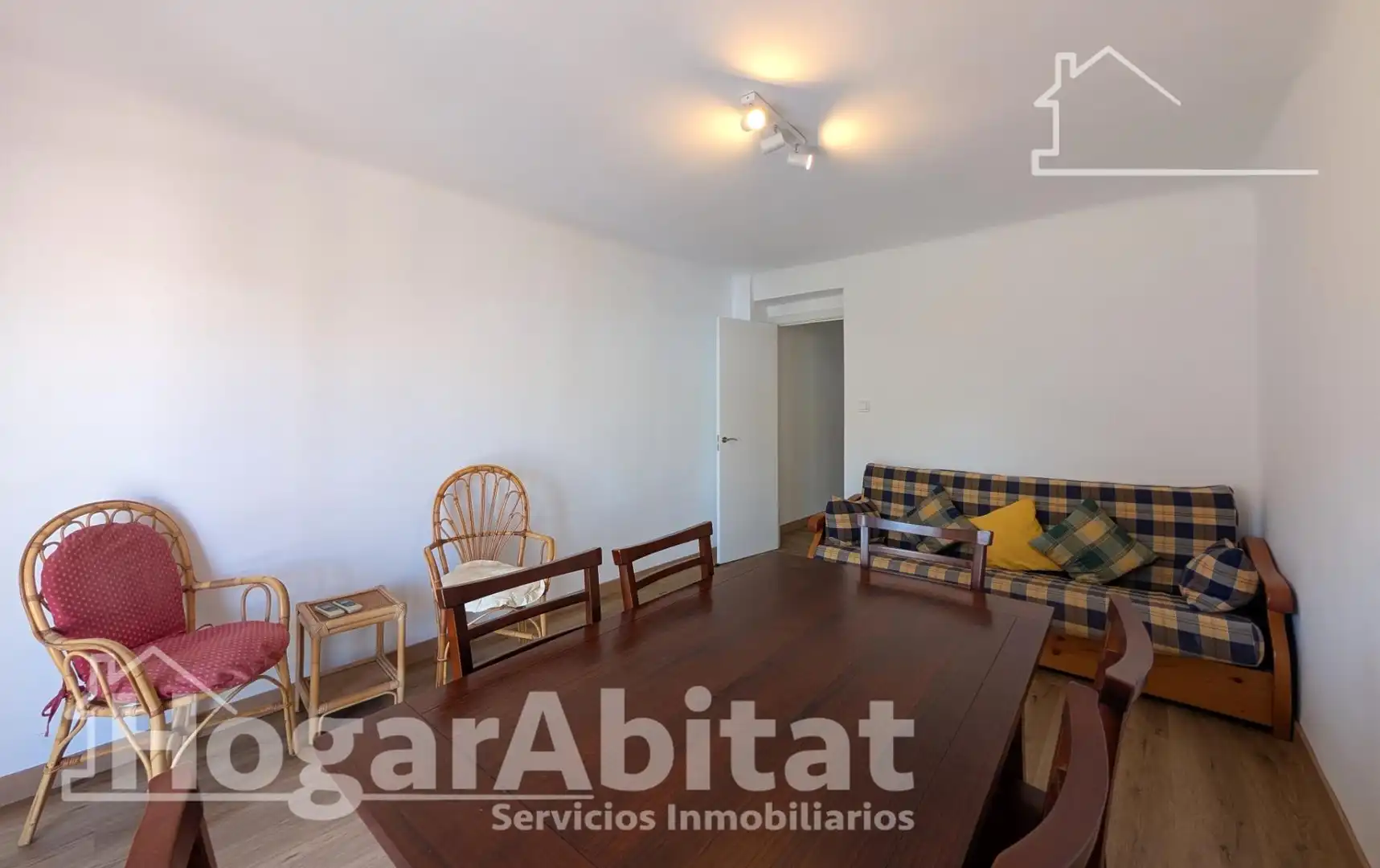 Sala d'estar de Pis en venda en Alicante / Alacant amb Aire condicionat, Calefacció i Moblat