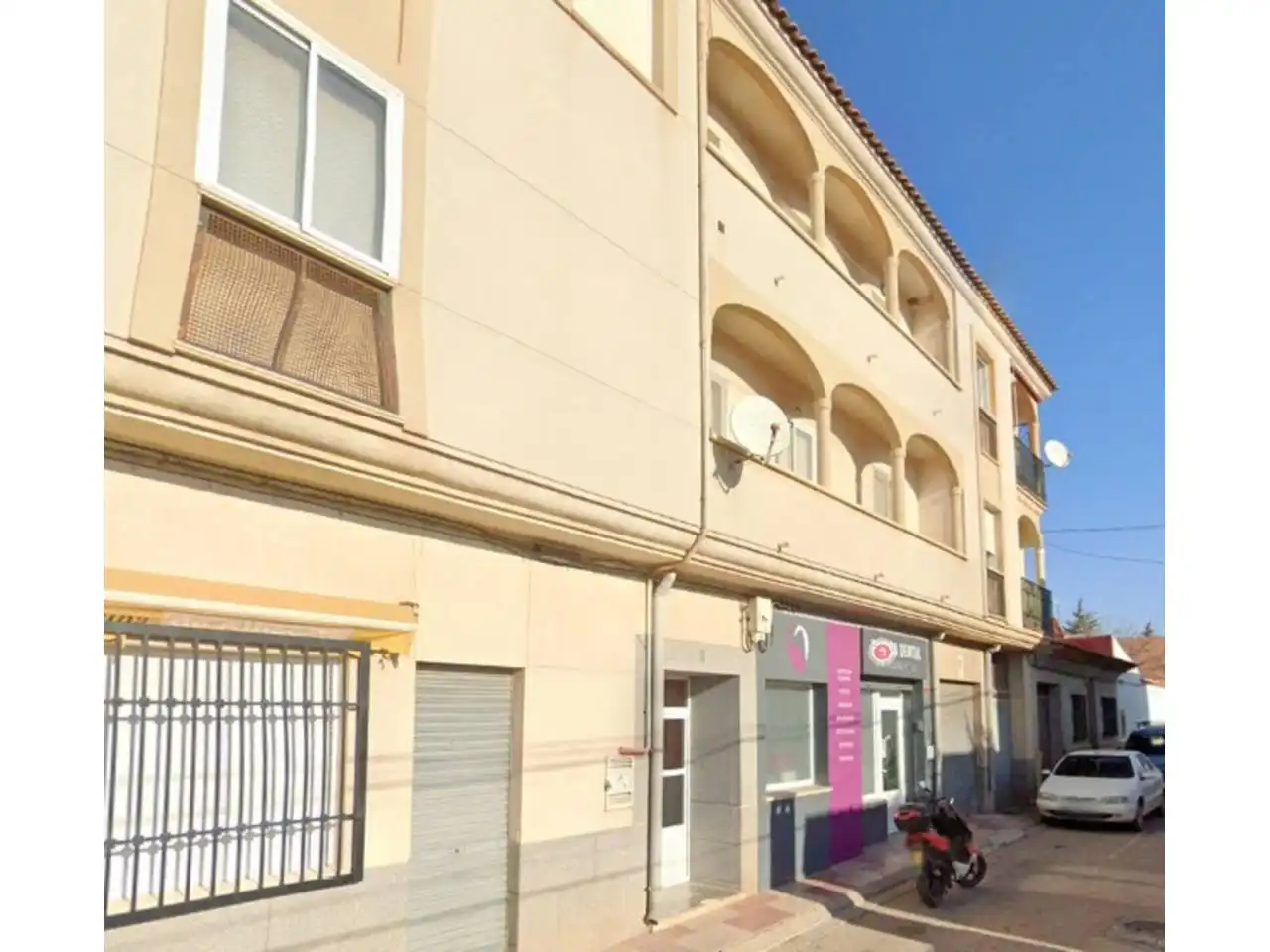 Exterior view of Garage for sale in El Bonillo