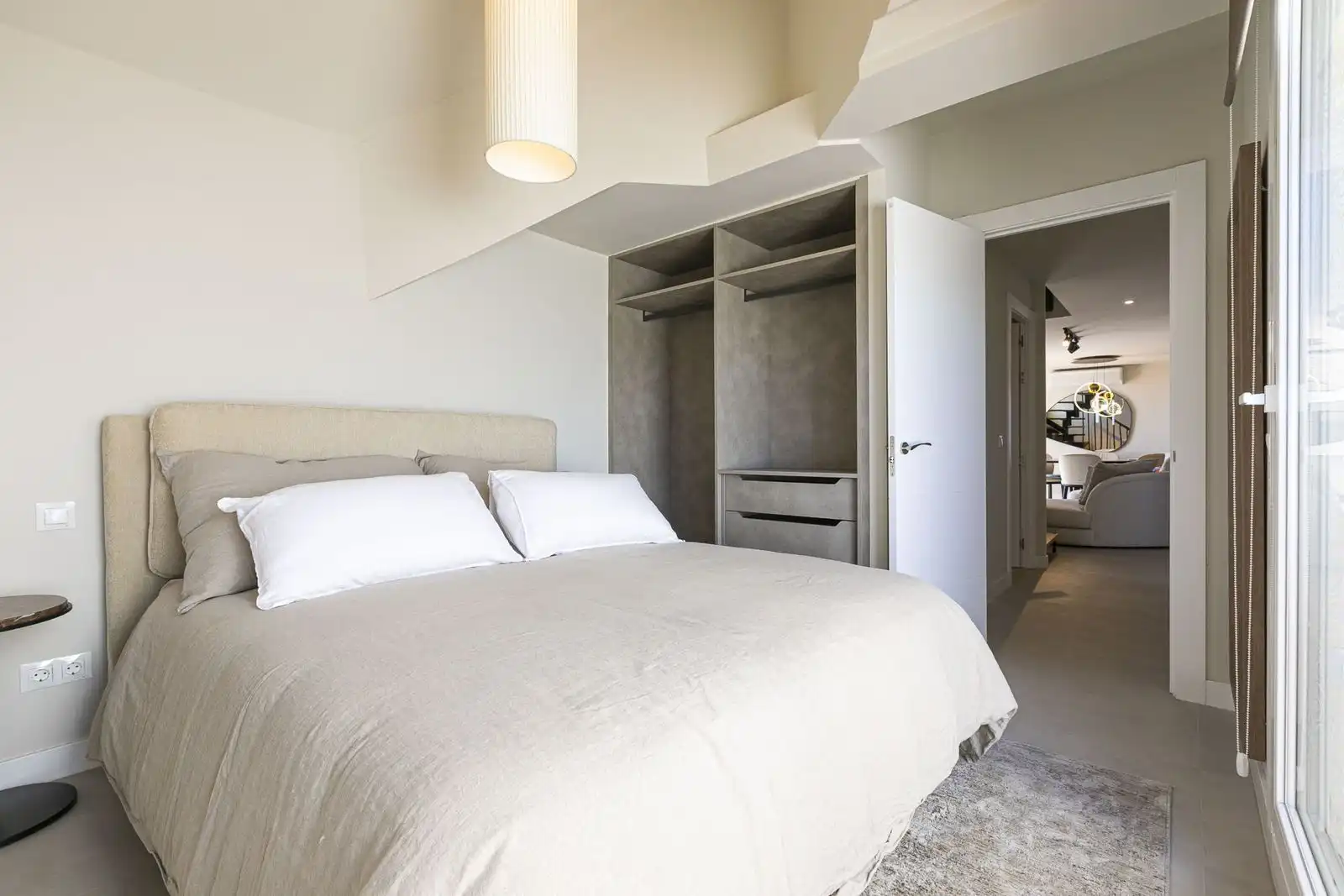 Schlafzimmer von Maisonette zum Verkauf in Marbella mit Klimaanlage, Terrasse und Möbliert